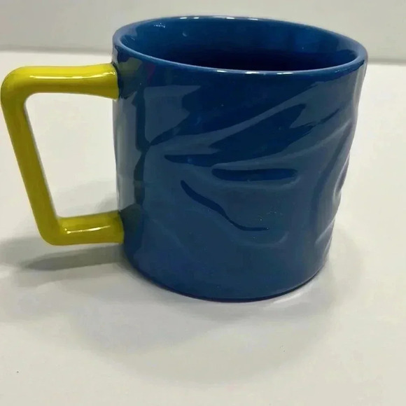 Starbucks blue zebra yellow handle mug 2021        12fl‎ oz - Picture 4 of 4